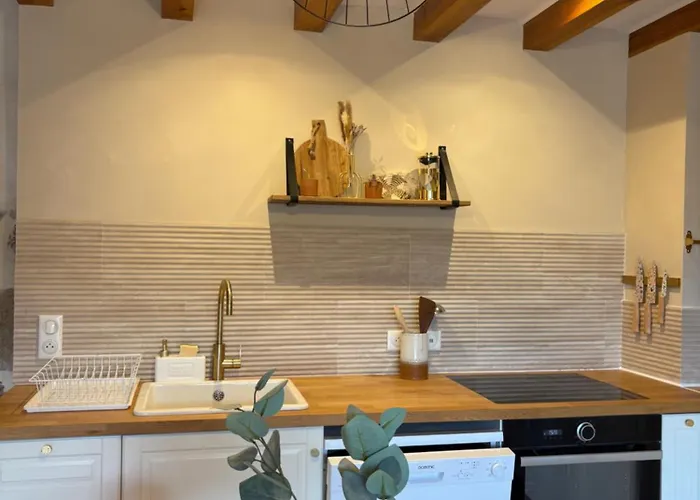 Casa Rocatalhada, Petit Cocon Surplombant La Muse Сasa de vacaciones *